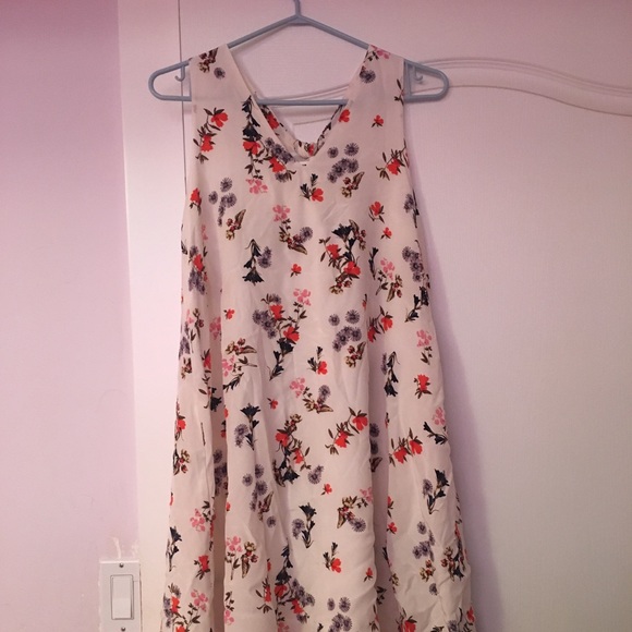 Club Monaco floral Sumner dress - brand new - Picture 4 of 6